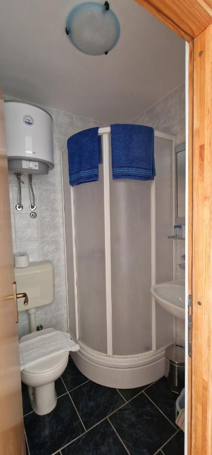 Apartmani Dutkovic Vrboska Ngoại thất bức ảnh